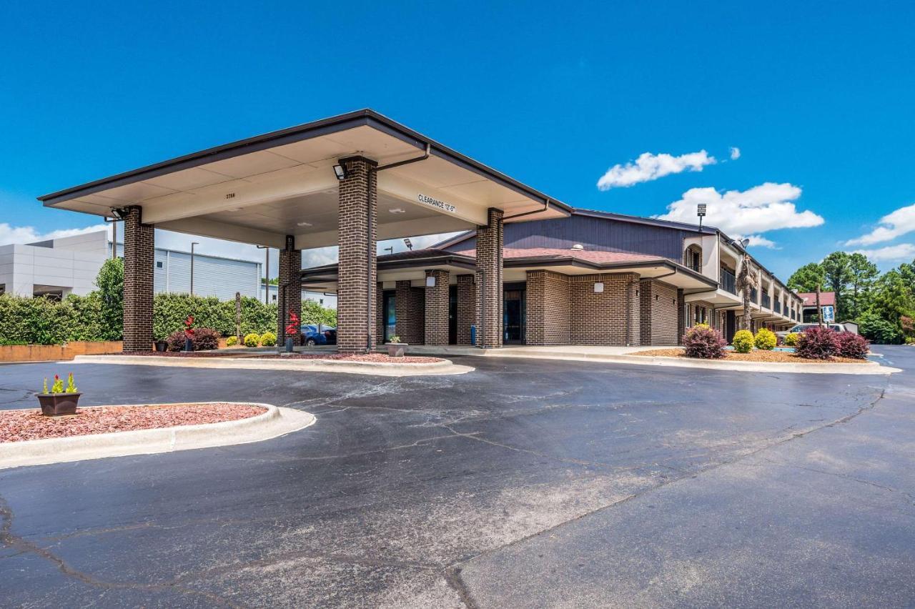 האנטסוויל Econo Lodge Inn & Suites University מראה חיצוני תמונה