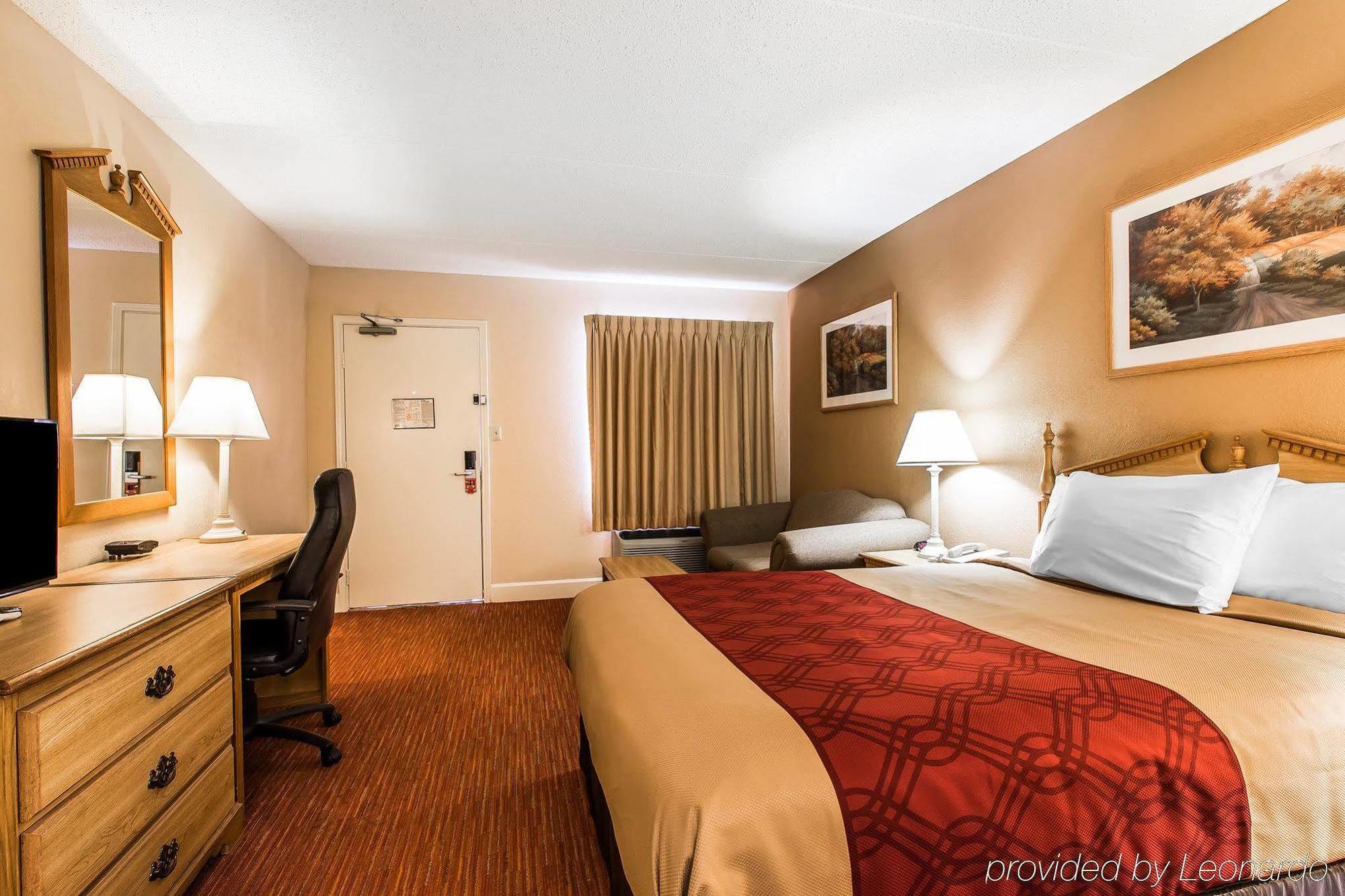 האנטסוויל Econo Lodge Inn & Suites University מראה חיצוני תמונה